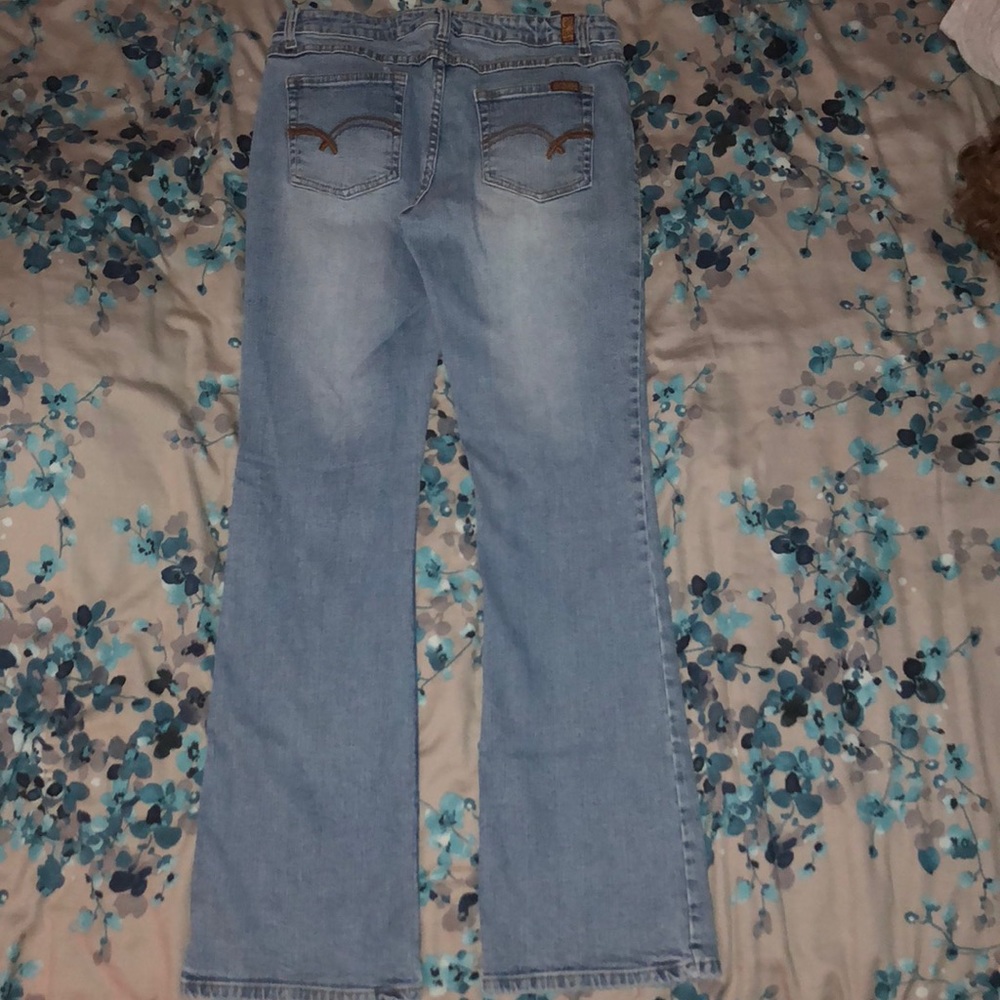 Jeans - Picture 2 of 4